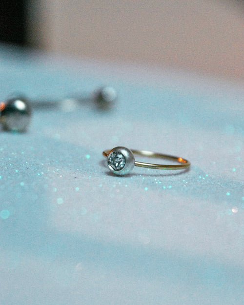 Anello pepita e diamante
